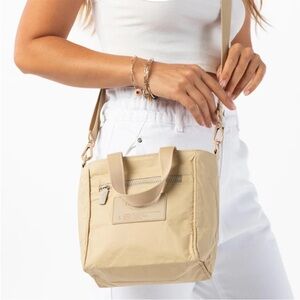 NWOT Aloha Crossbody